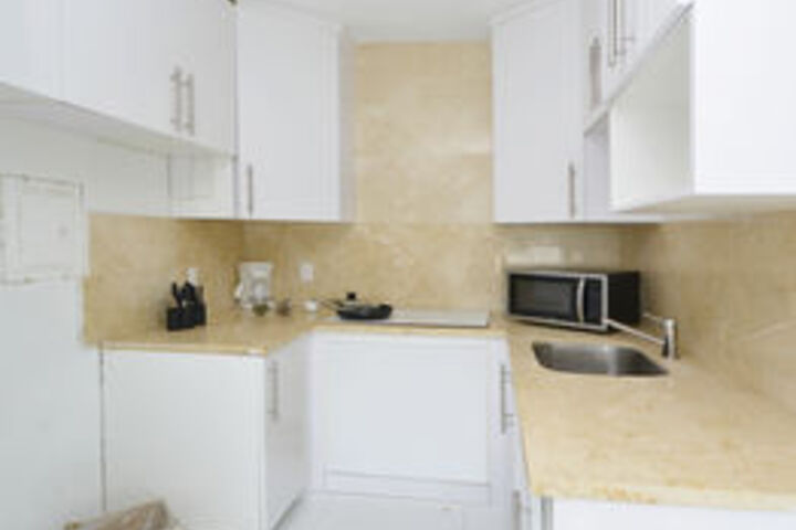 Lincoln Road Apartments