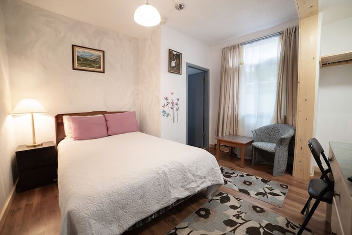Room 14 of 46