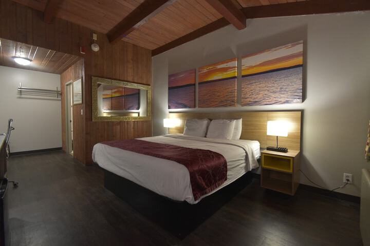 Room 22 of 26