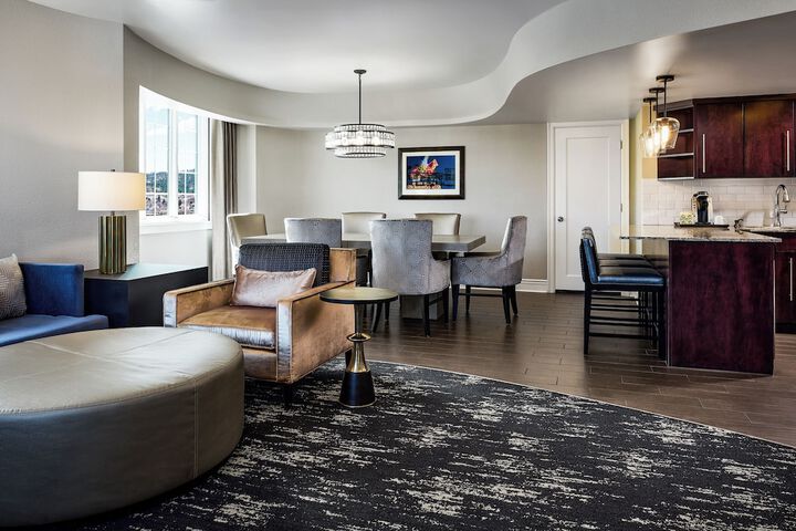 Hotel Alex Johnson Rapid City Curio Collection by Hilton