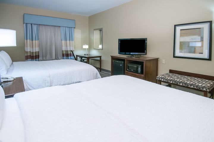 Hampton Inn & Suites Baton Rouge / Port Allen