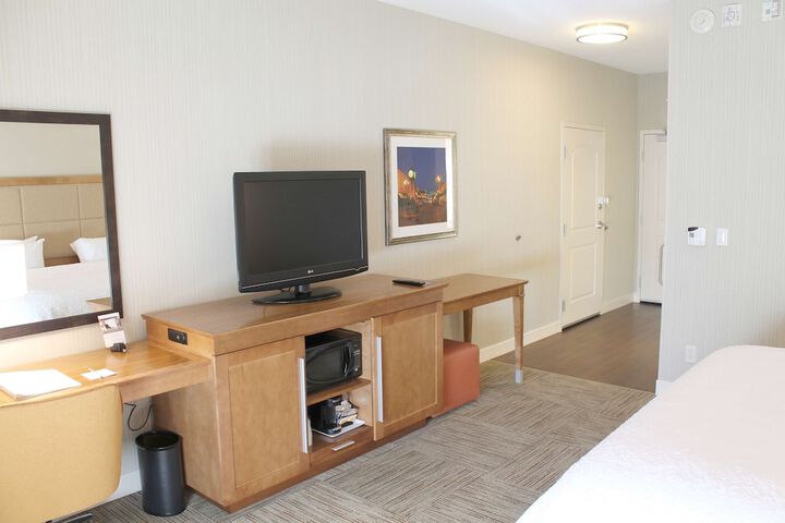 Room 51 of 78