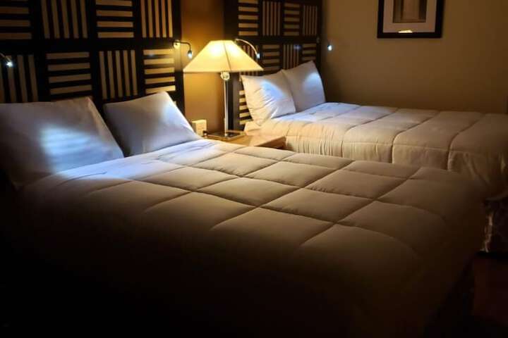 Room 17 of 27