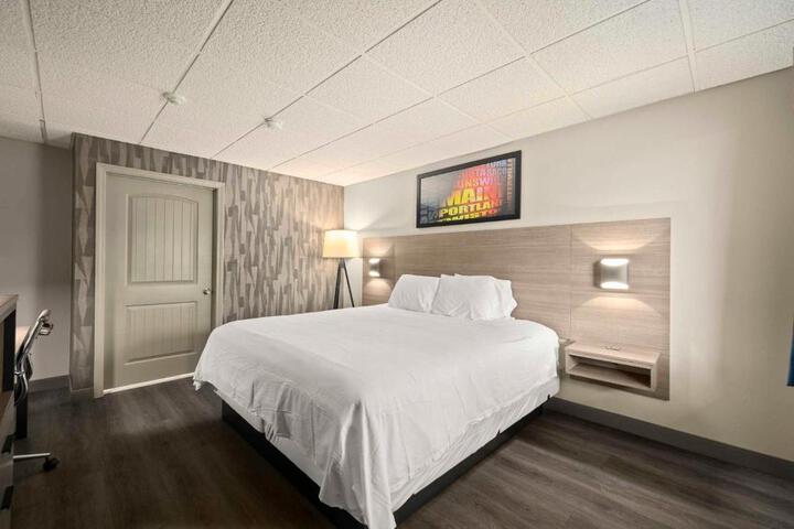 INN AT WATERVILLE