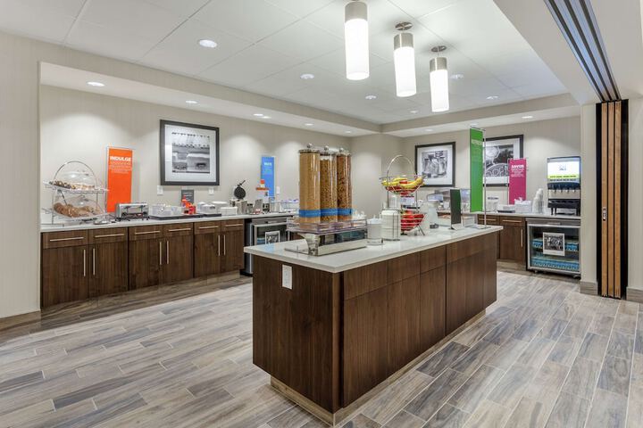 Hampton Inn & Suites Burlington
