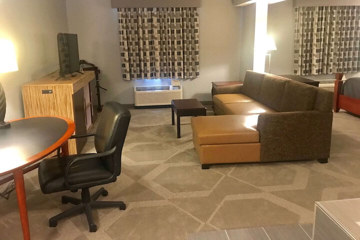 Room 19 of 49