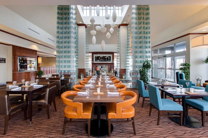 Hilton Garden Inn Naperville / Warrenville