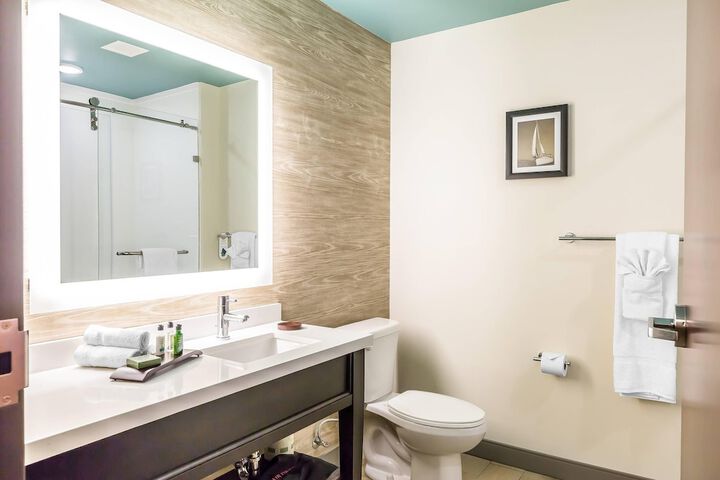 Marina Bay Hotel & Suites an Ascend Collection Hotel