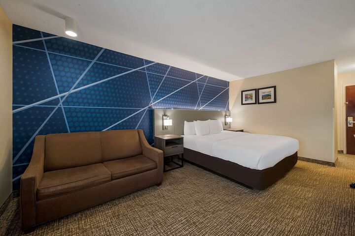 Room 14 of 35