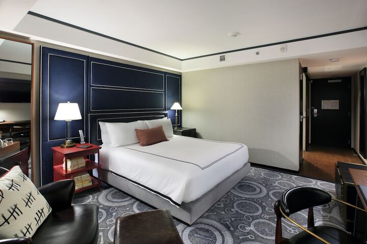 Room 19 of 131