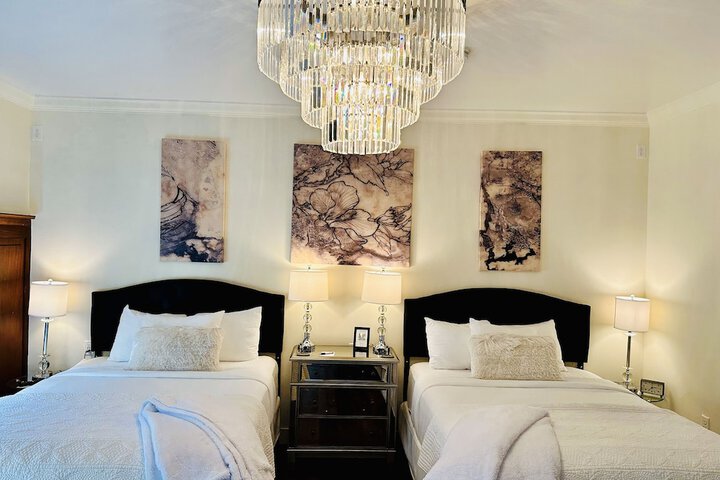 Bespoke Inn Flagstaff