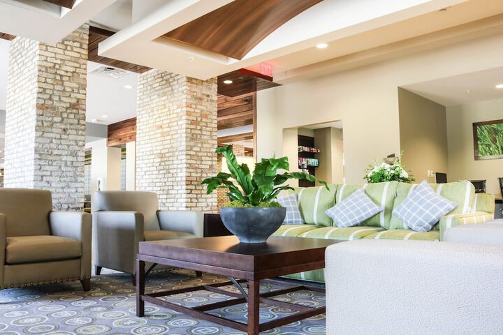 Hotel Indigo Traverse City by IHG