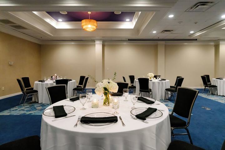 Hotel Indigo Mount Pleasant by IHG
