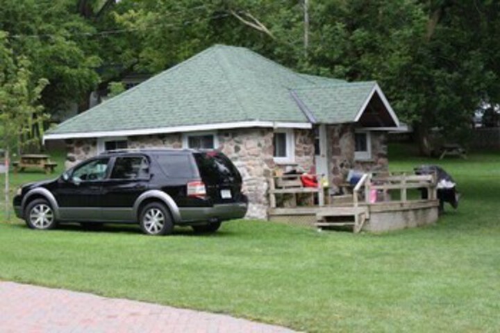 Muskie Bay Resort