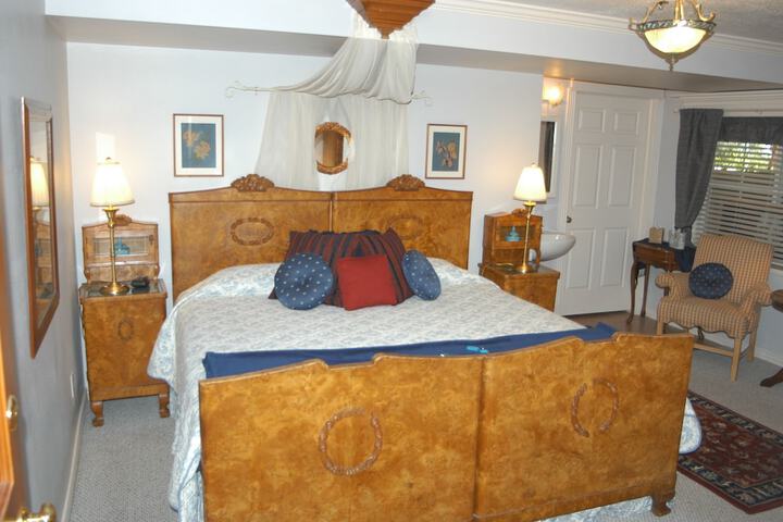 Room 141 of 171