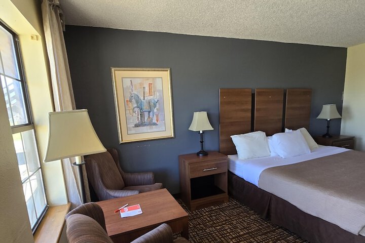 Room 51 of 81