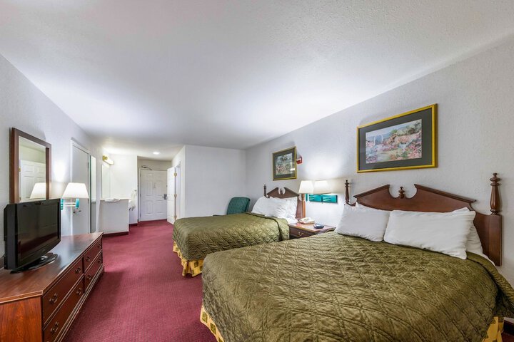 Room 20 of 40