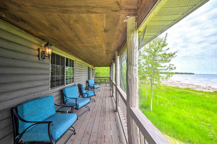 Secluded Lake Michigan Home: Private Fire Pit