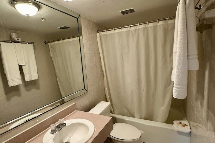 Room 18 of 42