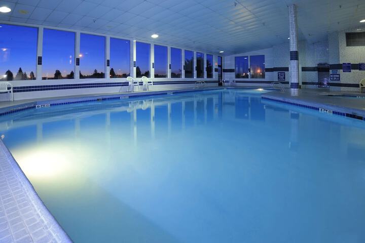 Pool 8 of 33