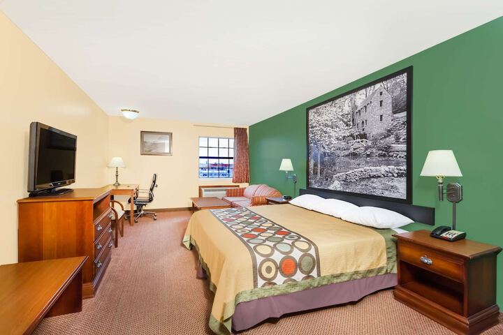 Room 44 of 50
