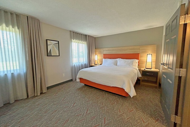 Room 41 of 51