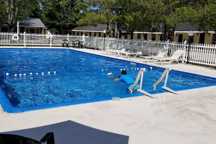 Pool 7 of 55