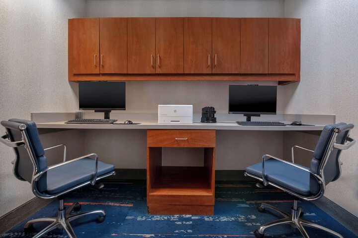 Business Center 42 of 42