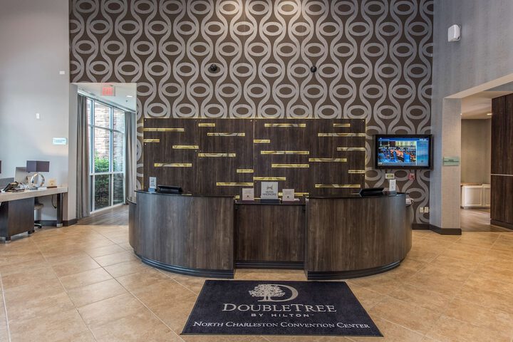 DoubleTree by Hilton North Charleston - Convention Center