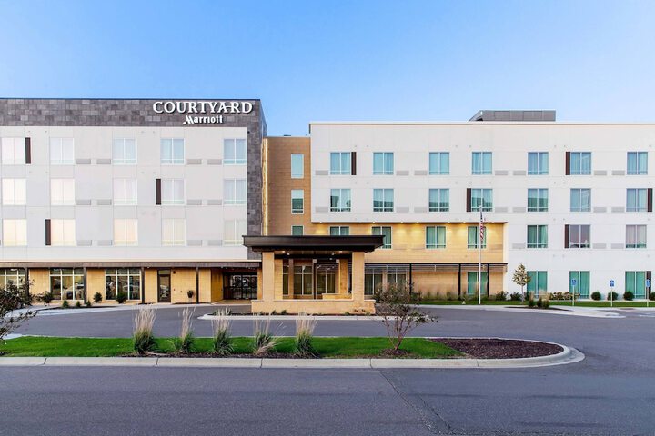 Courtyard by Marriott St. Paul Woodbury