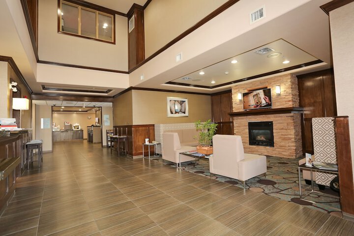 Hotel 3 of 89