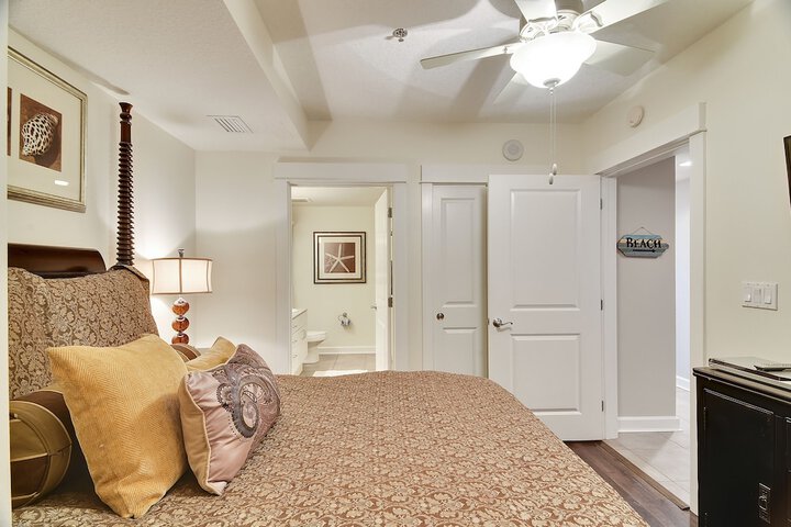 Room 135 of 308