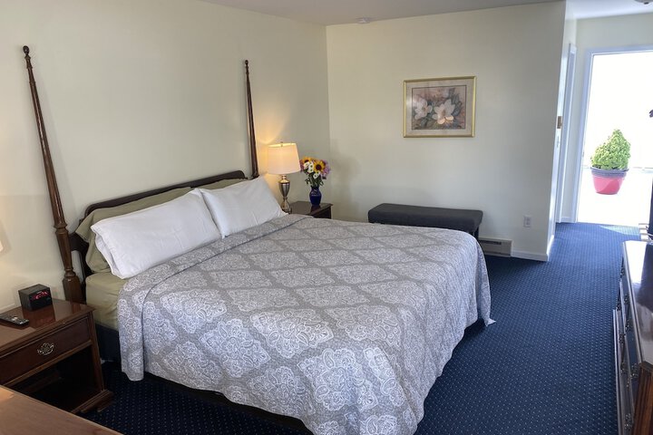 Room 34 of 37