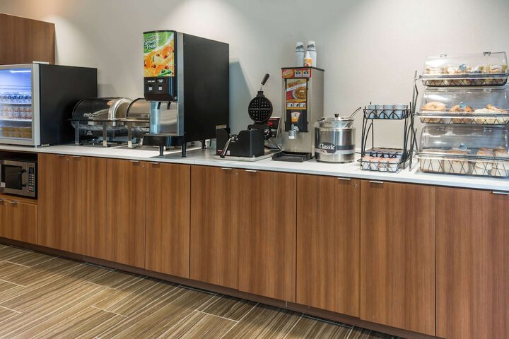 Breakfast/Coffee Service 14 of 17