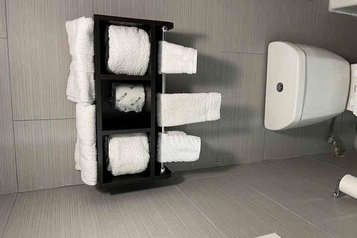 Room 3 of 14