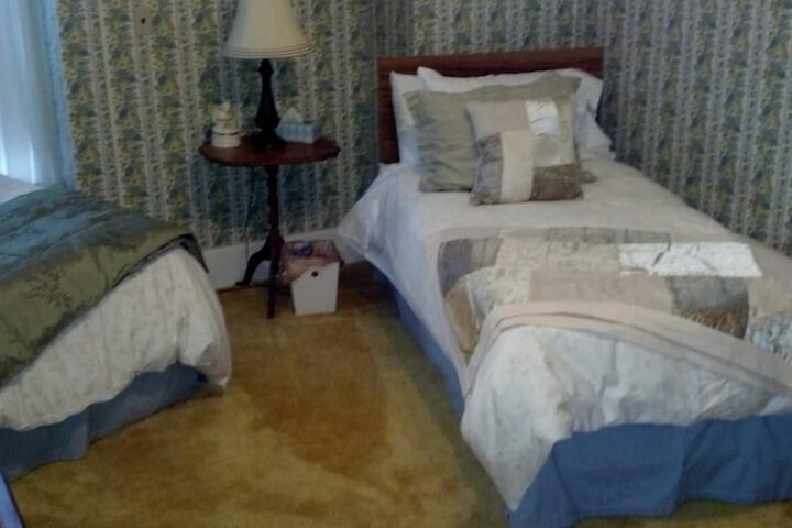 Room 20 of 53