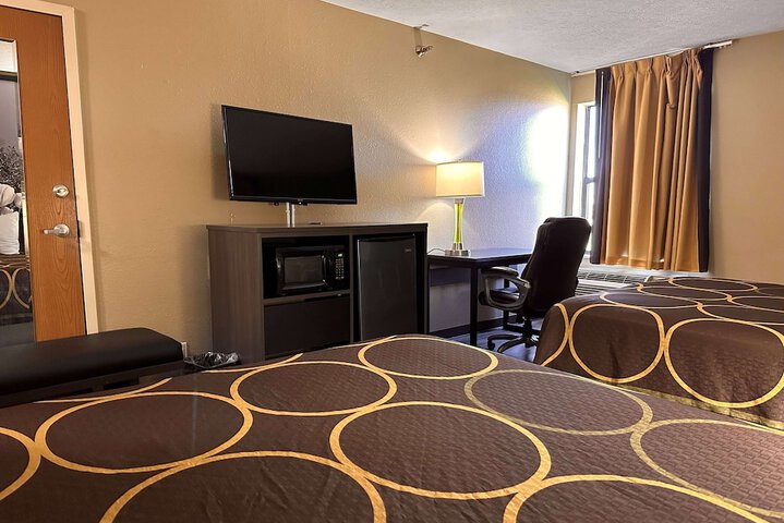Room 28 of 50