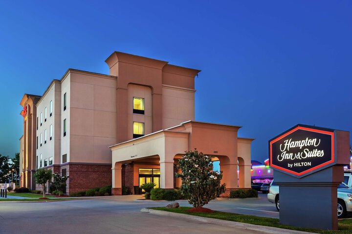 Hotel 2 of 34