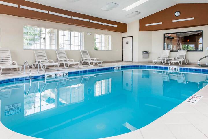 Pool 11 of 55