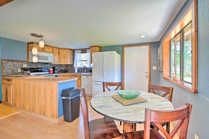 Riverfront Apt w / Kayak Launch in Dunnellon