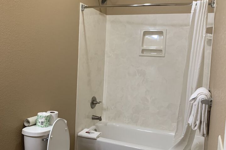 Room 30 of 113