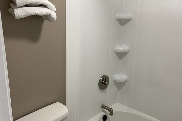 Room 15 of 17