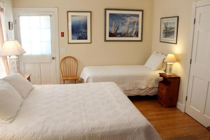West Tisbury Inn