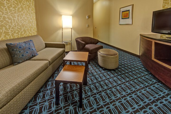 Room 22 of 35