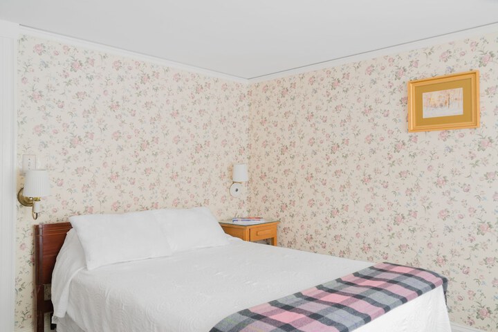 Room 18 of 44