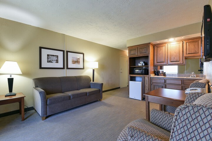 Room 46 of 61