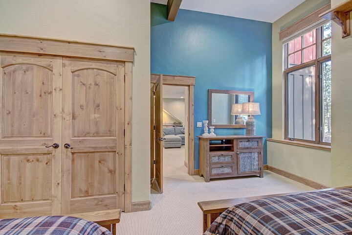 Room 14 of 31