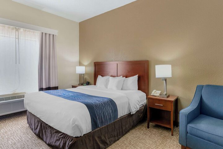 Comfort Inn & Suites La Grange - Louisville Area