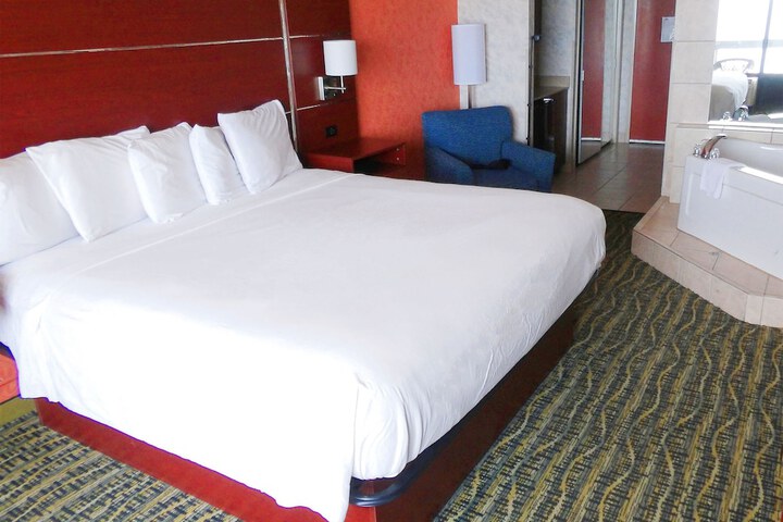 Room 18 of 40
