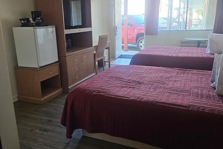 Camaray Motel